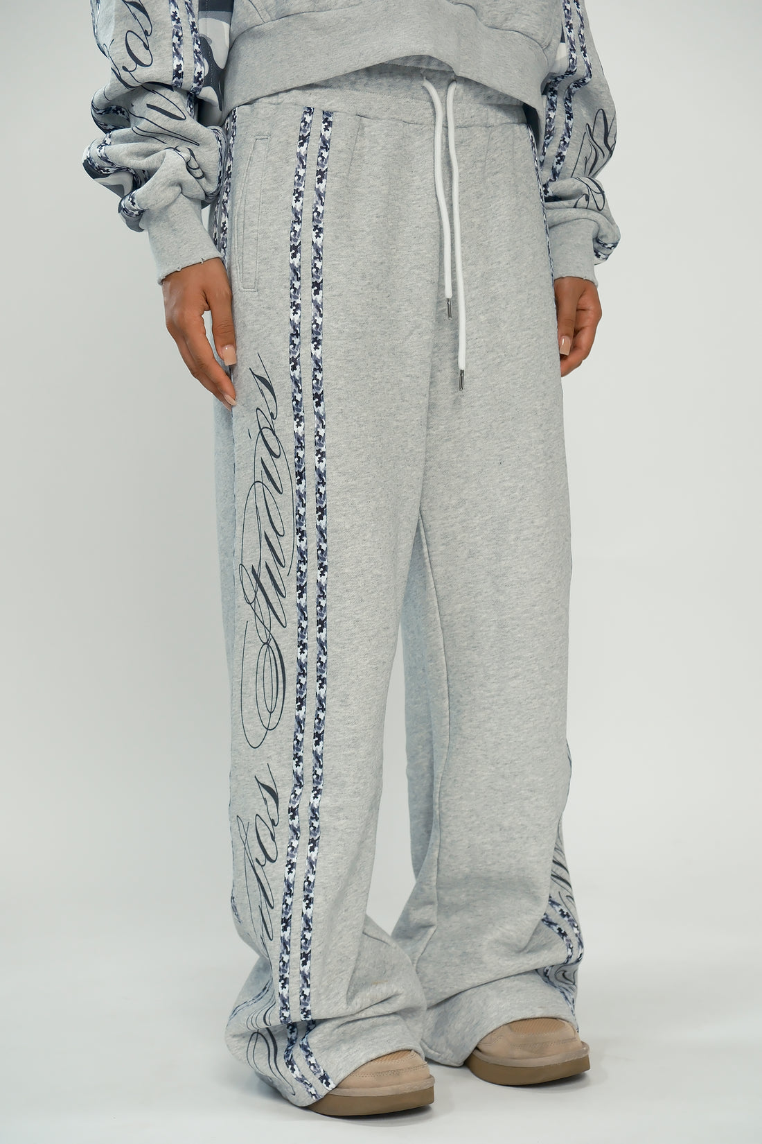 KAIRO SWEATS